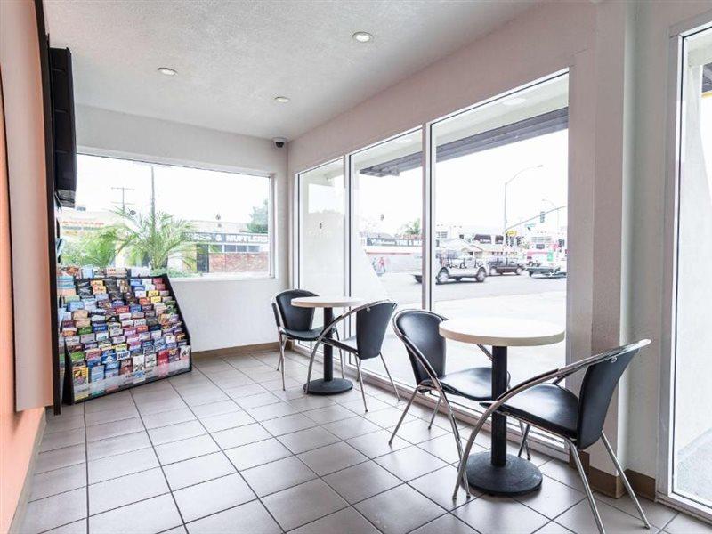 Motel 6-Long Beach, Ca - International City المظهر الخارجي الصورة