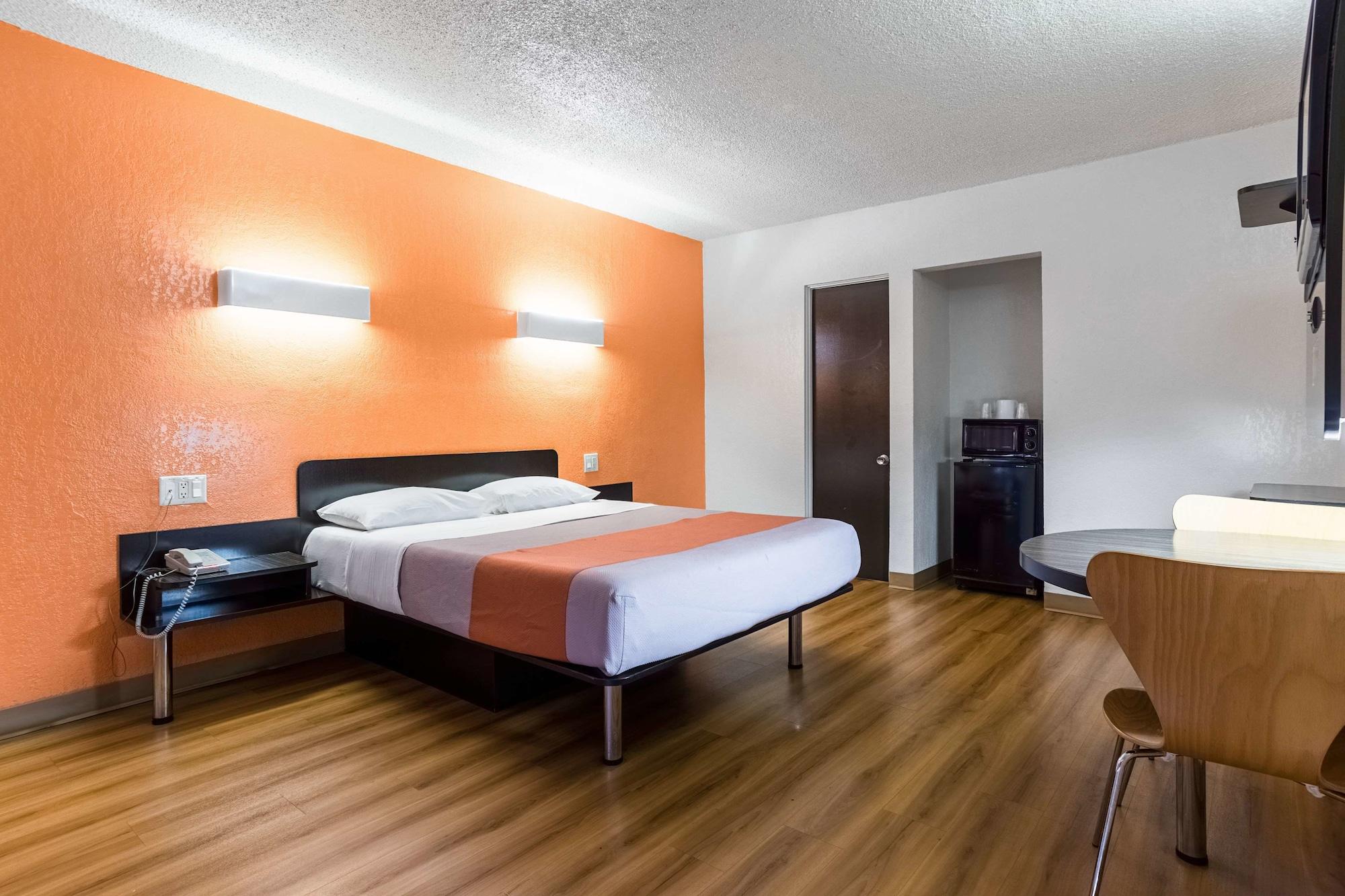 Motel 6-Long Beach, Ca - International City المظهر الخارجي الصورة