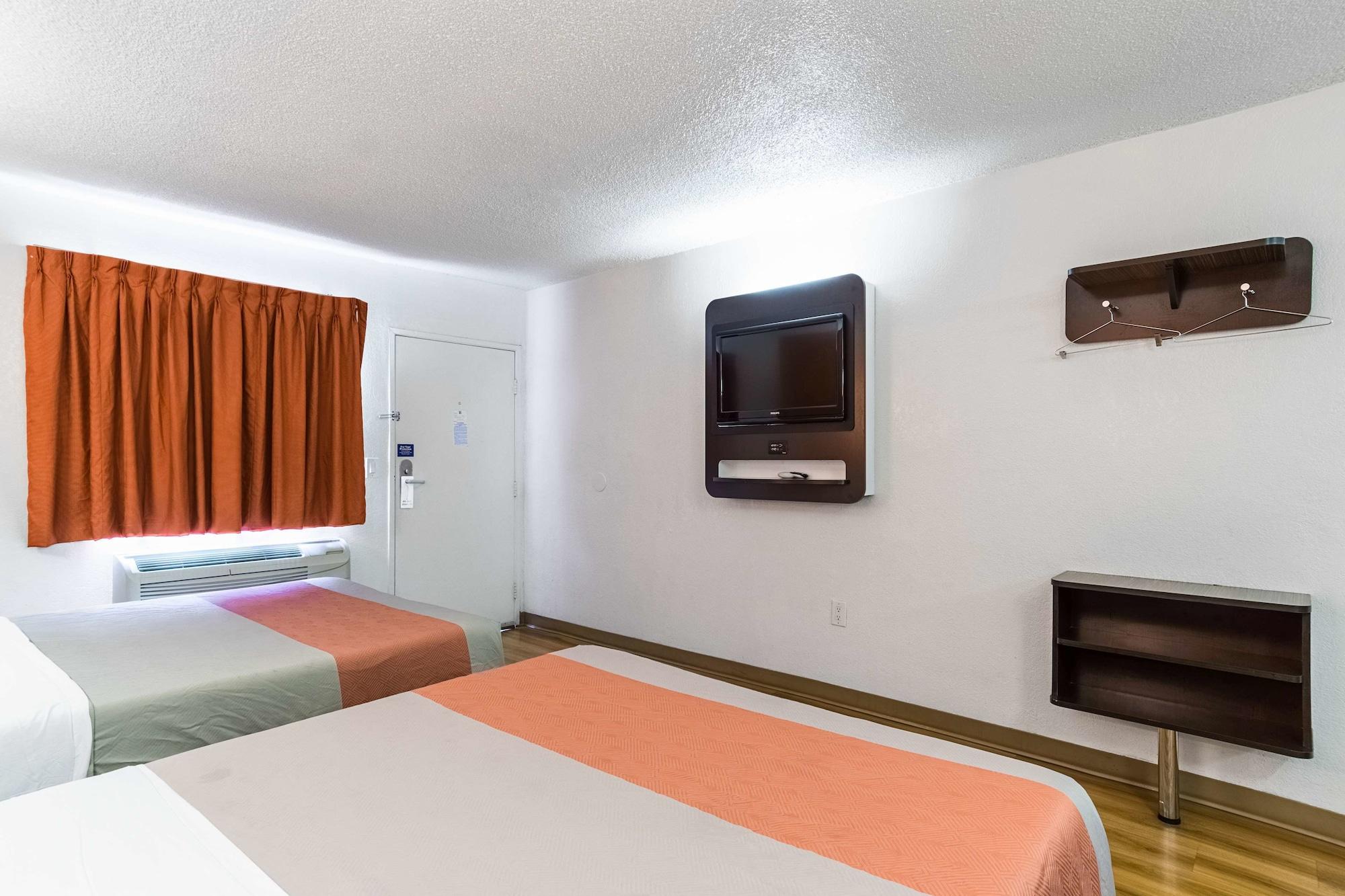 Motel 6-Long Beach, Ca - International City المظهر الخارجي الصورة
