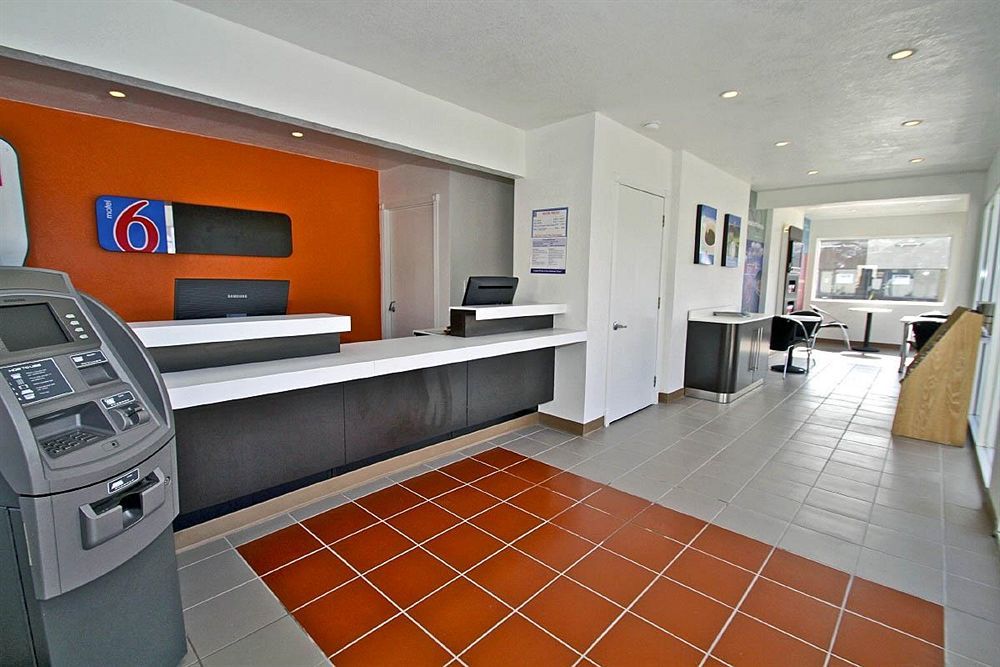 Motel 6-Long Beach, Ca - International City المظهر الخارجي الصورة