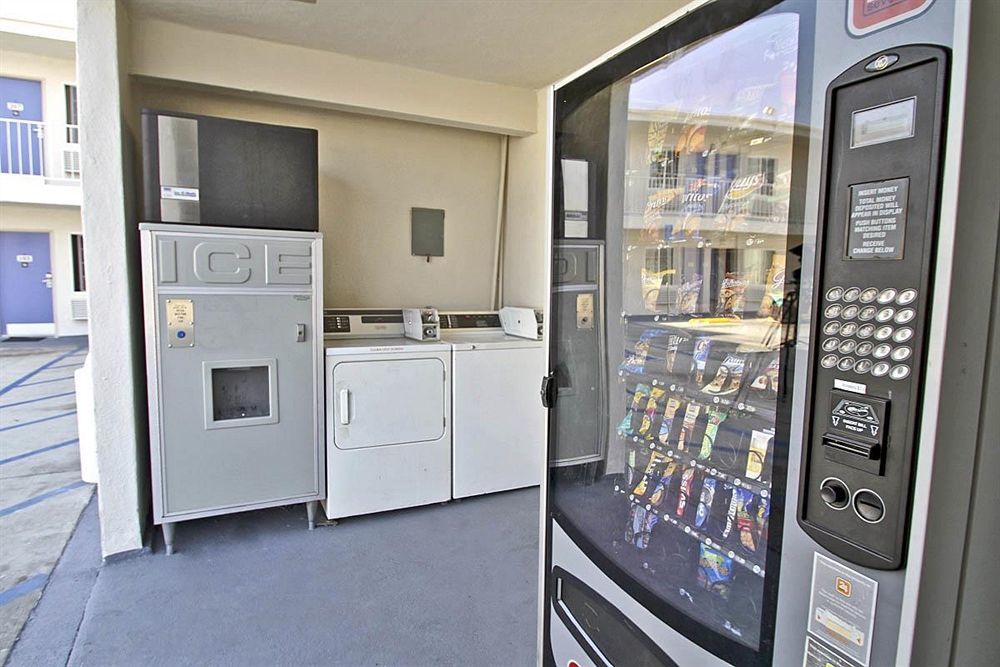 Motel 6-Long Beach, Ca - International City المظهر الخارجي الصورة